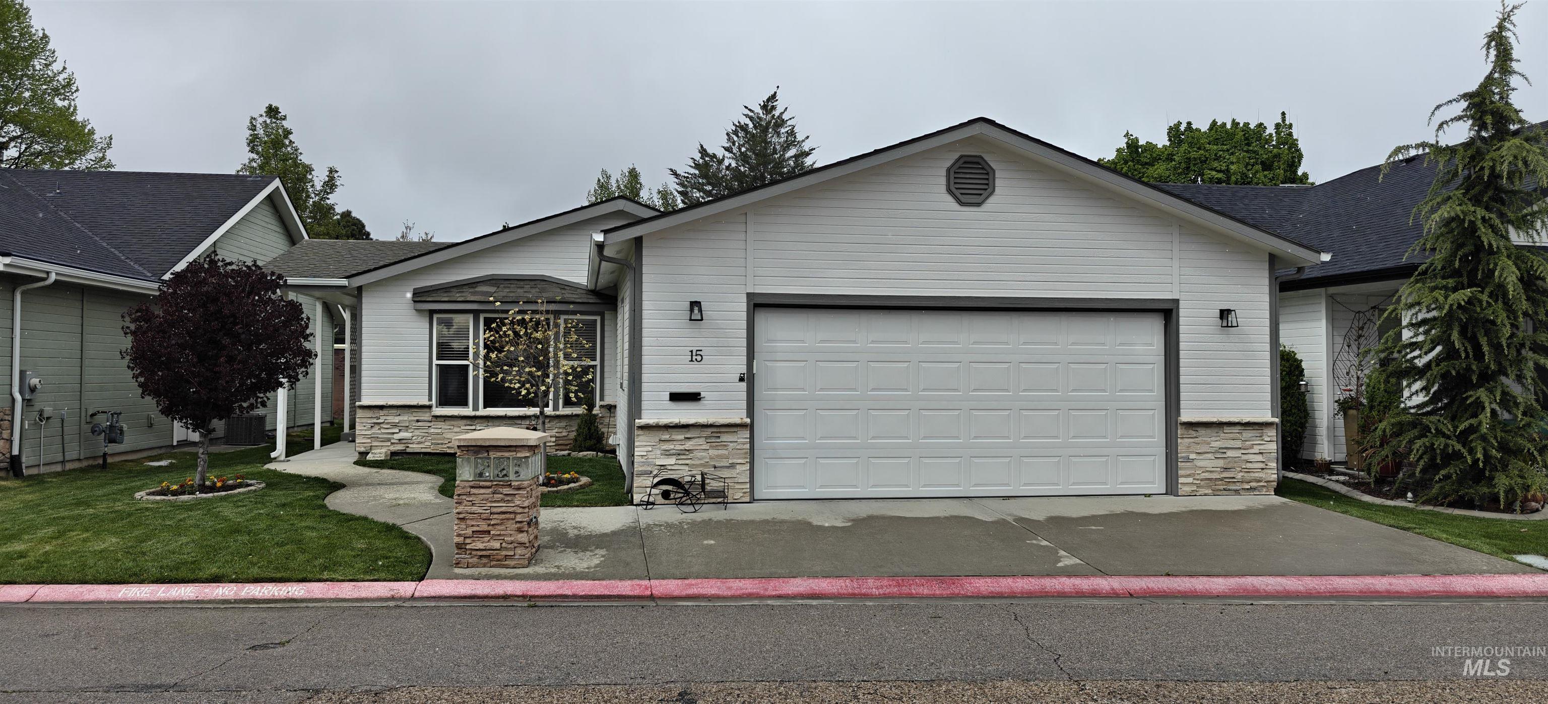 421 South Curtis Road Boise, ID 83705 - Photo 2 of 24
