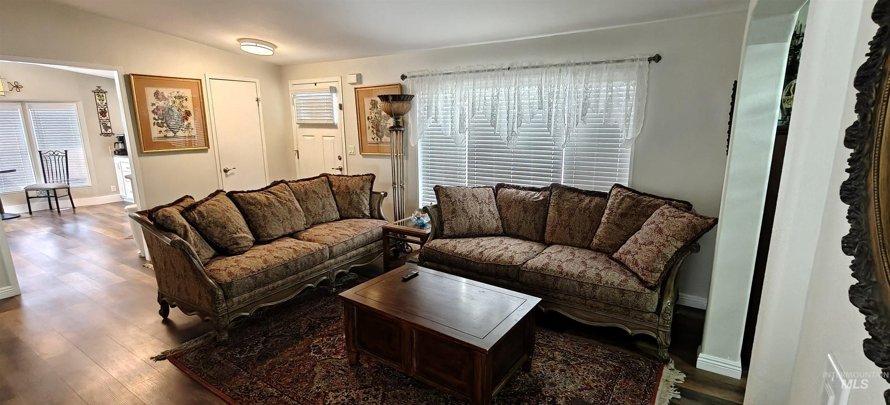 421 South Curtis Road Boise, ID 83705 - Photo 4 of 24