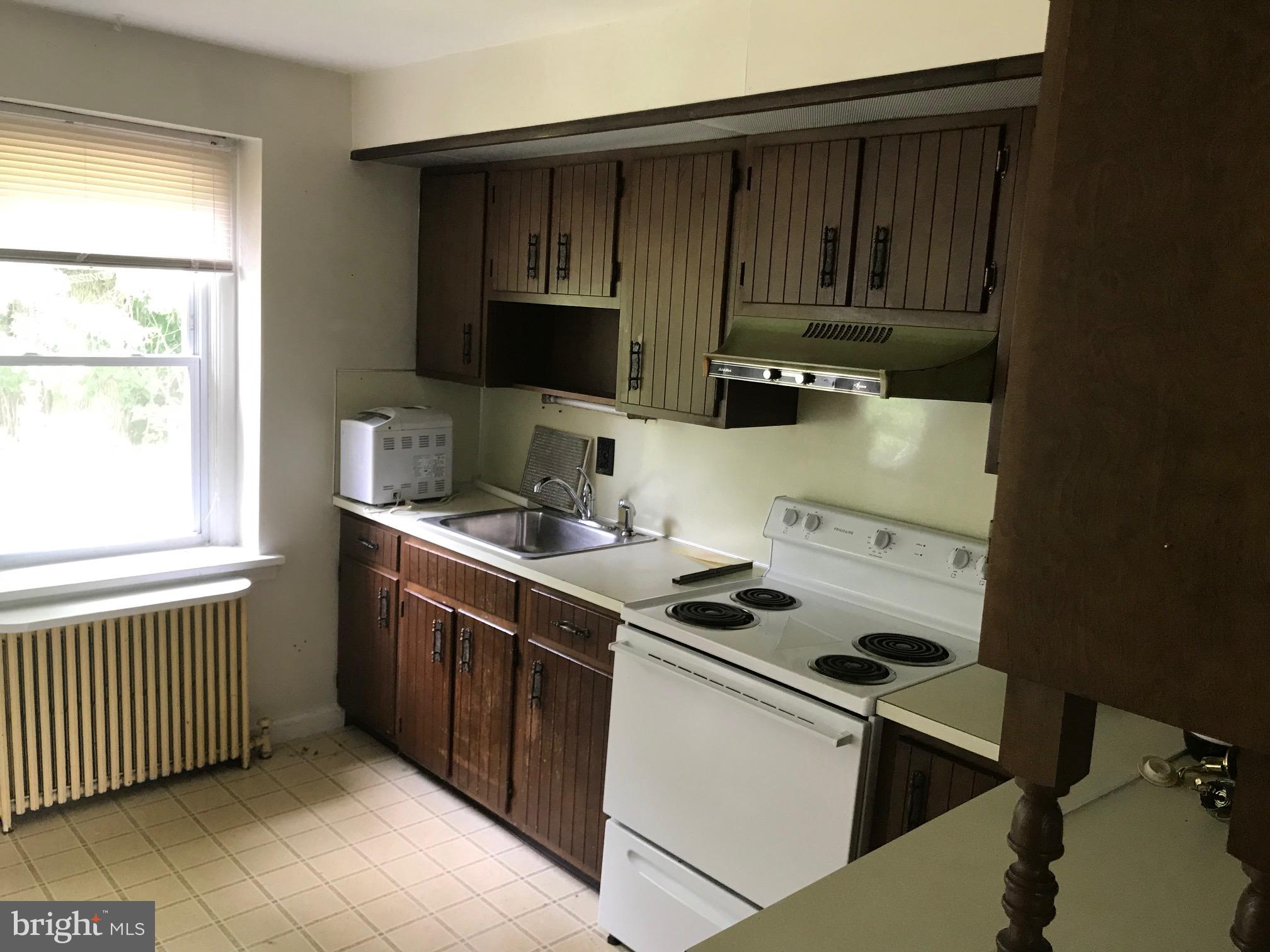 3656 Grizzly Road Reading, PA 19608 - Photo 4 of 12