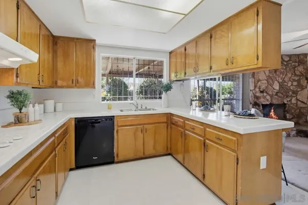 $765,000 | 884 South Sunshine Avenue, El Cajon, CA 92020