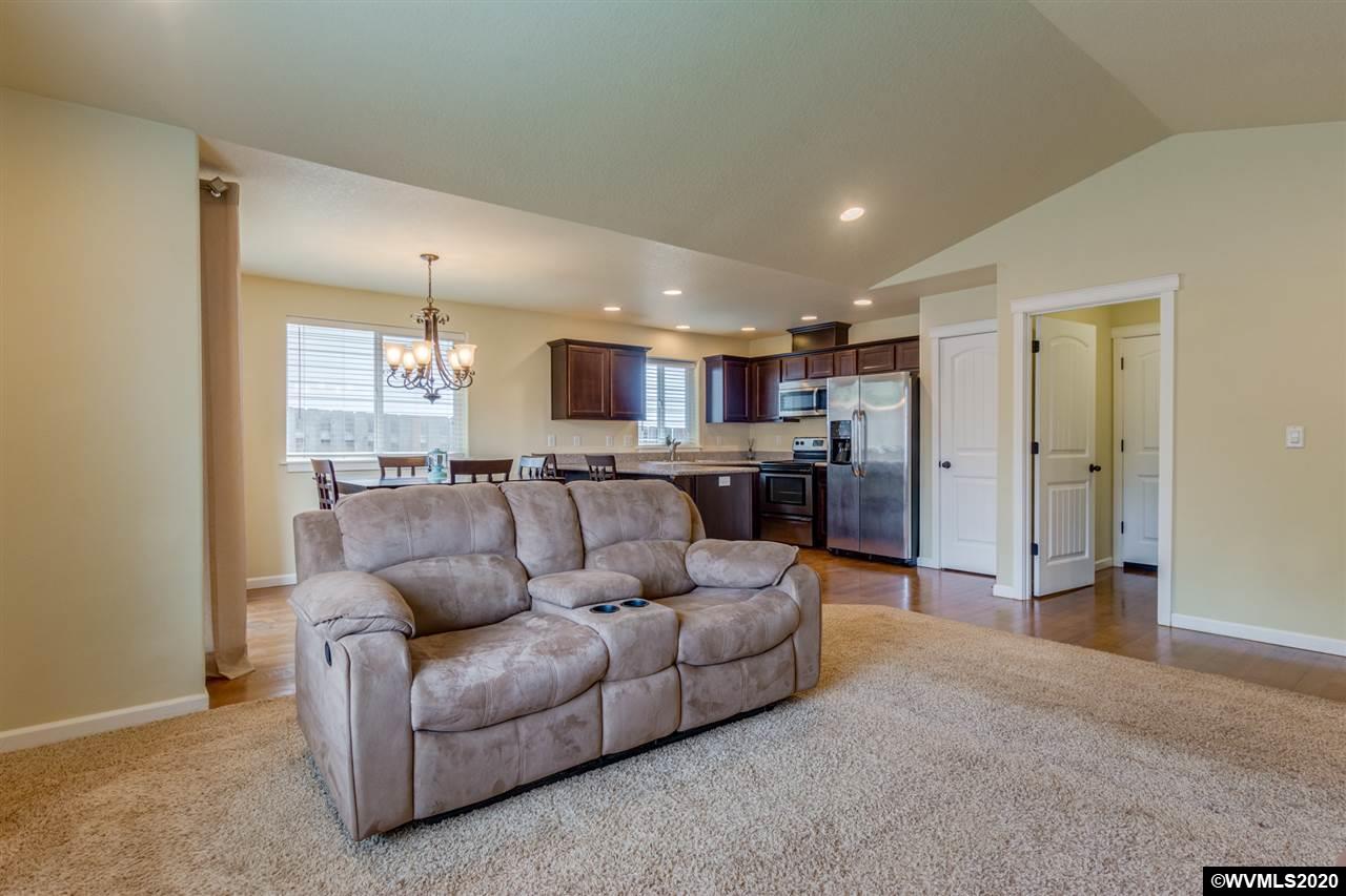 531 Boone Road Southeast Salem, OR 97302 - Photo 16 of 27