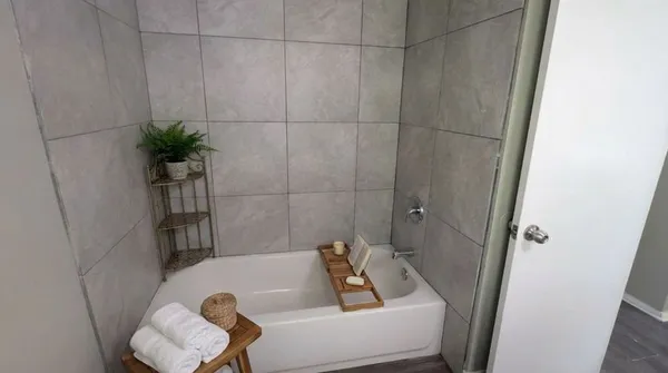 $1,695 | 1711 Burton Drive, Unit B, Austin, TX 78741