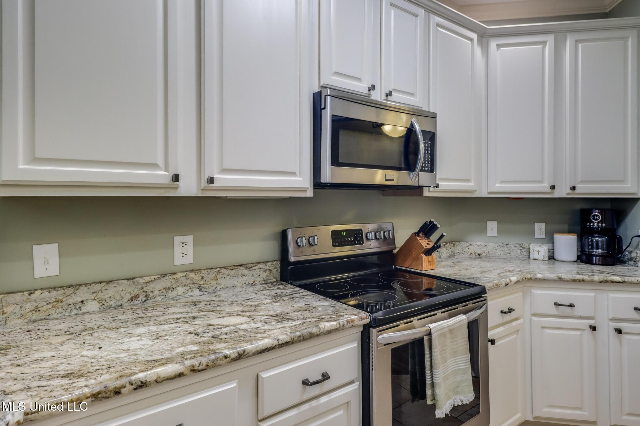 18215 Boss Conner Road Gulfport, MS 39503 - Photo 12 of 42 IMG_0475-Edit