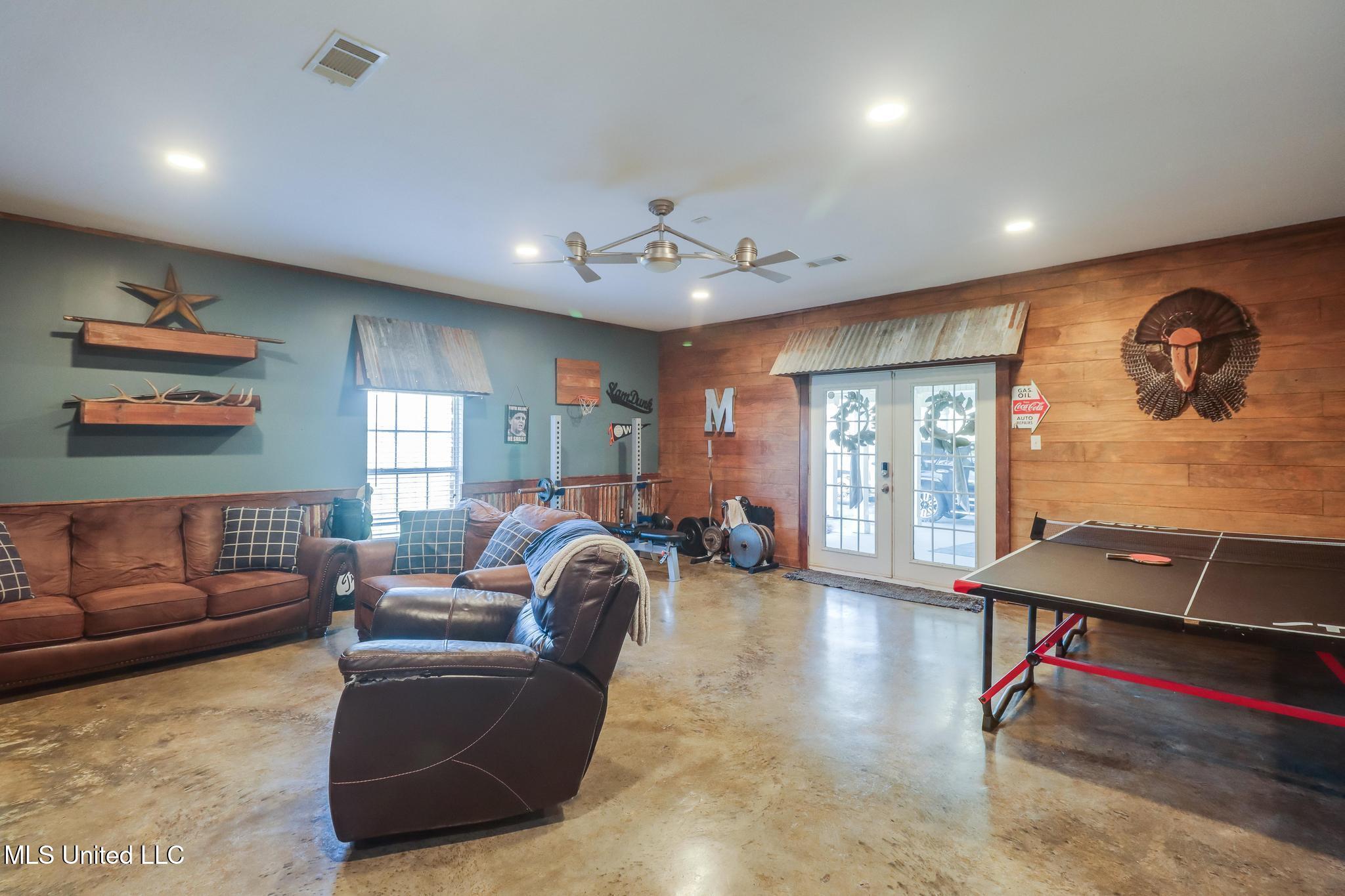 18215 Boss Conner Road Gulfport, MS 39503 - Photo 16 of 42 IMG_0484-Edit