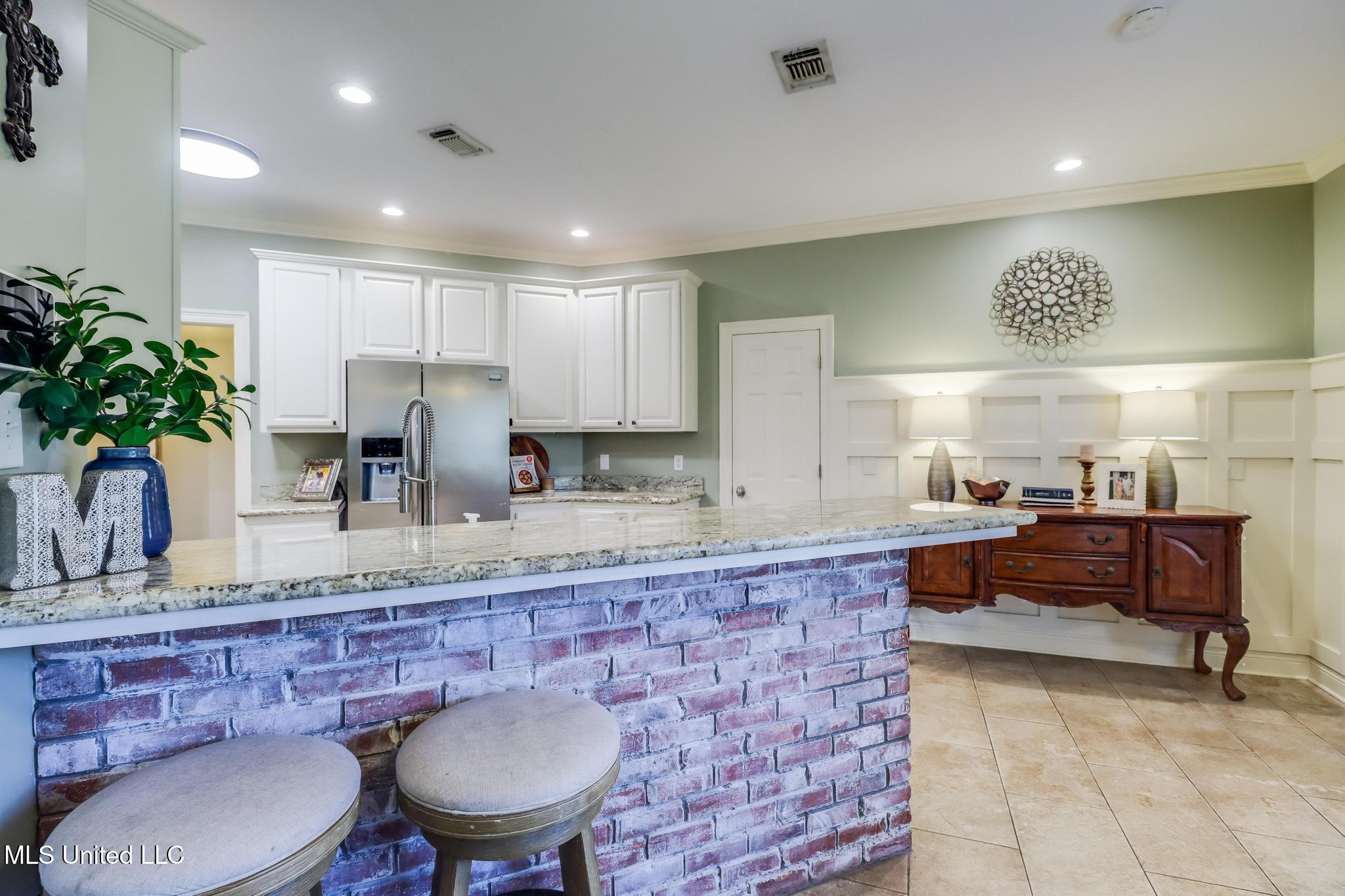 18215 Boss Conner Road Gulfport, MS 39503 - Photo 10 of 42 IMG_0469-Edit