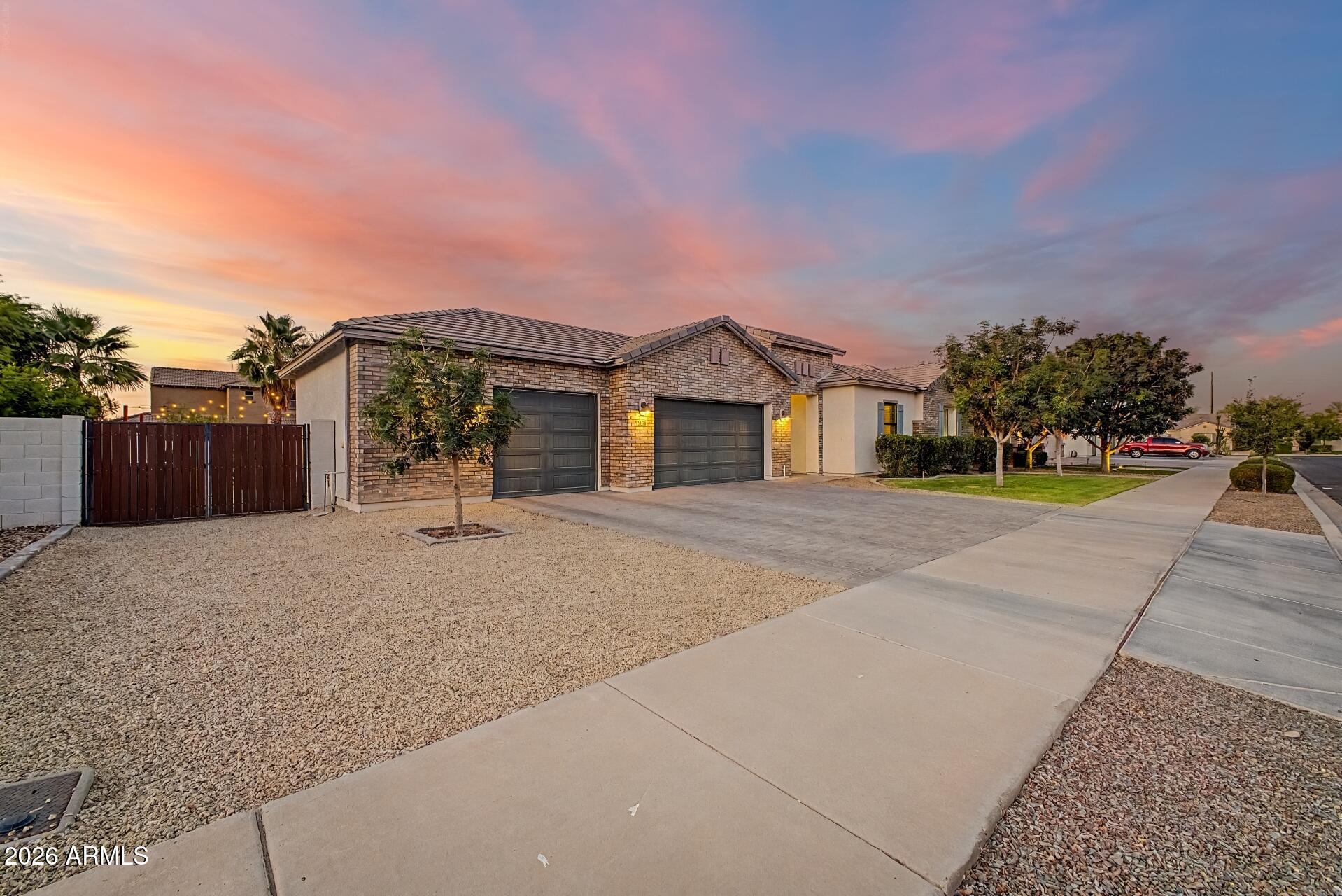 21530 East Russet Road Queen Creek, AZ 85142 - Photo 2 of 76
