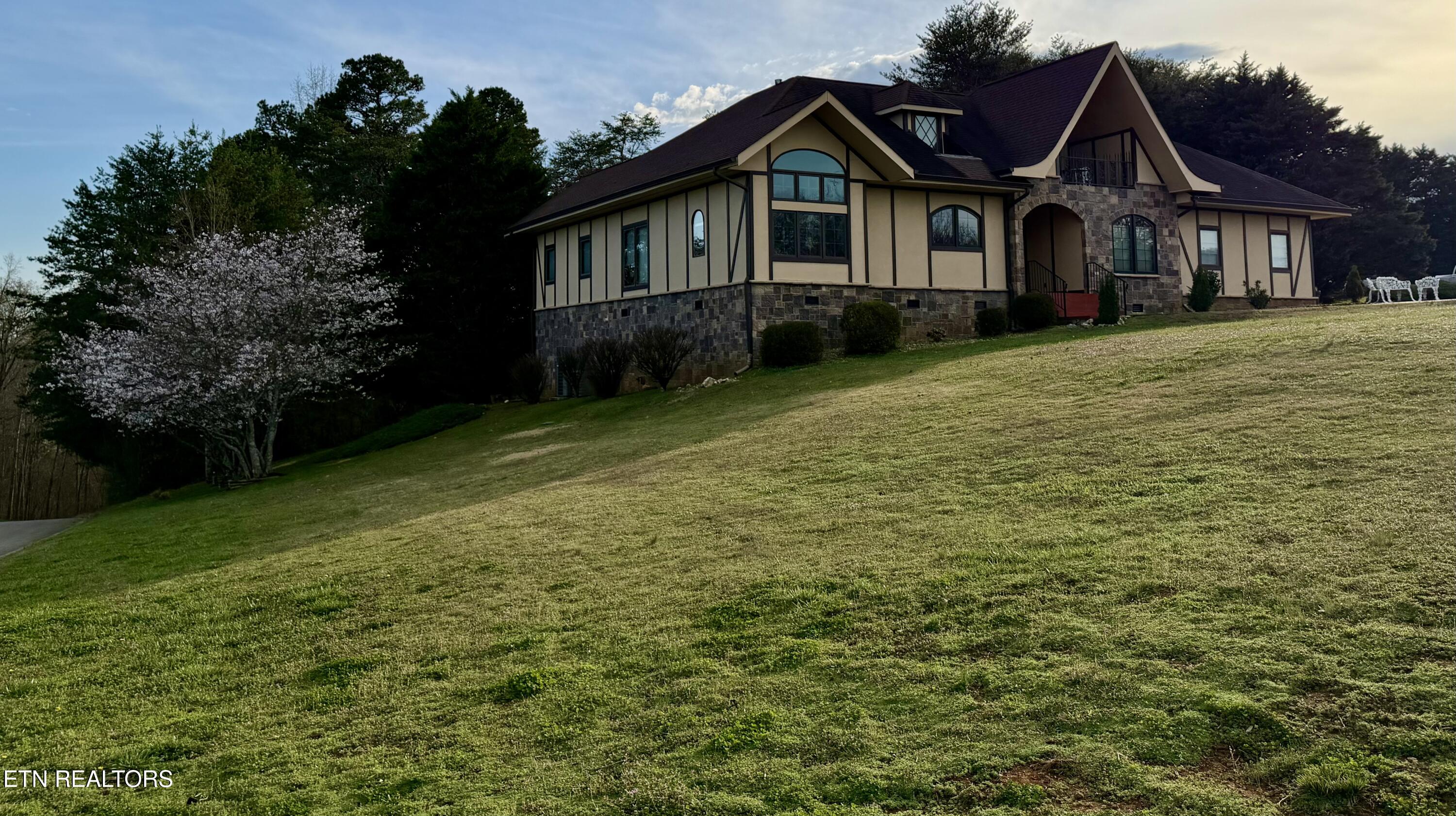 135 Bluffton Road Friendsville, TN 37737 - Photo 3 of 42 02
