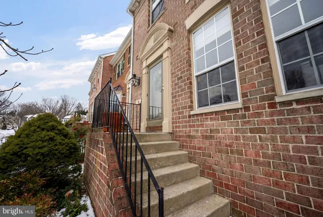$385,000 | 9 Roger Valley Court, Baltimore, MD 21234