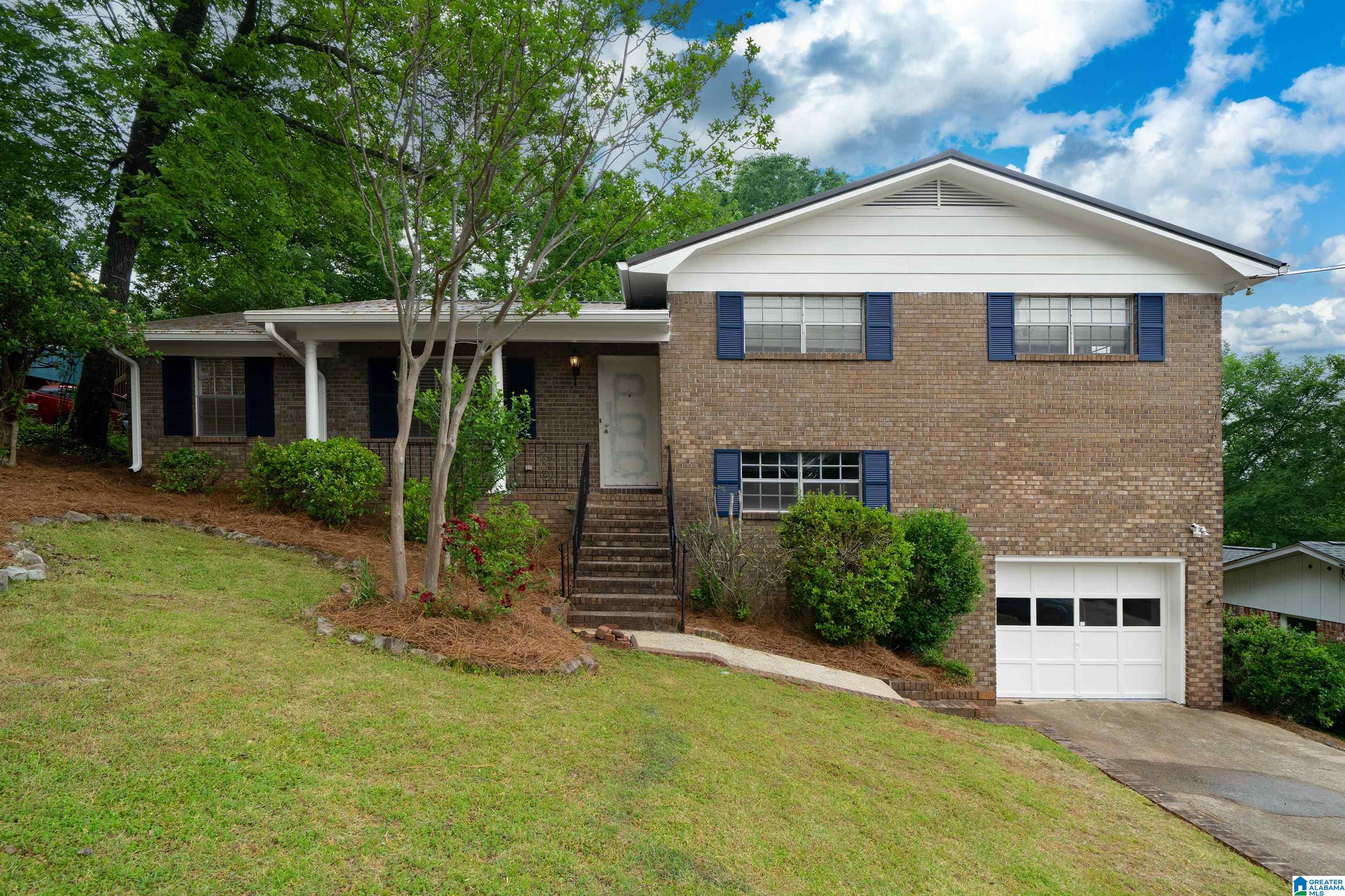 1309 Sumar Road Birmingham, AL 35213 - Photo 1 of 21