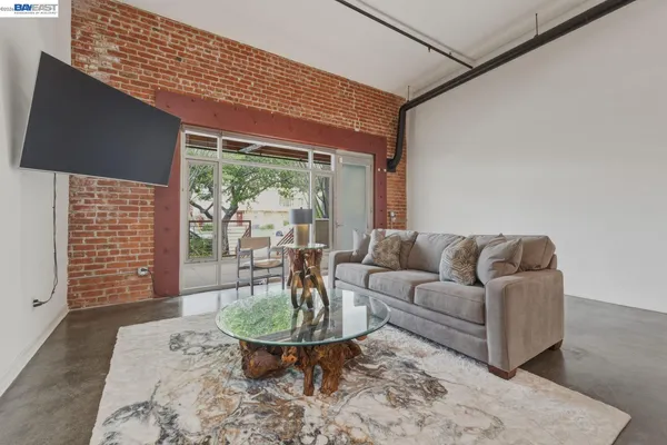 $735,000 | 594 Manzana Place, San Jose, CA 95112