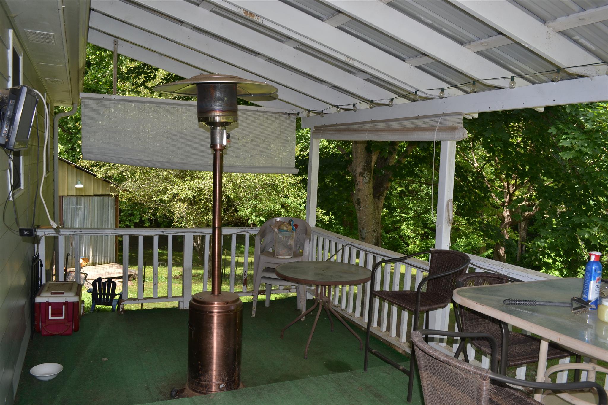 5676 Ozanne Road Springfield, TN 37172 - Photo 9 of 29 COVERED BACK DECK