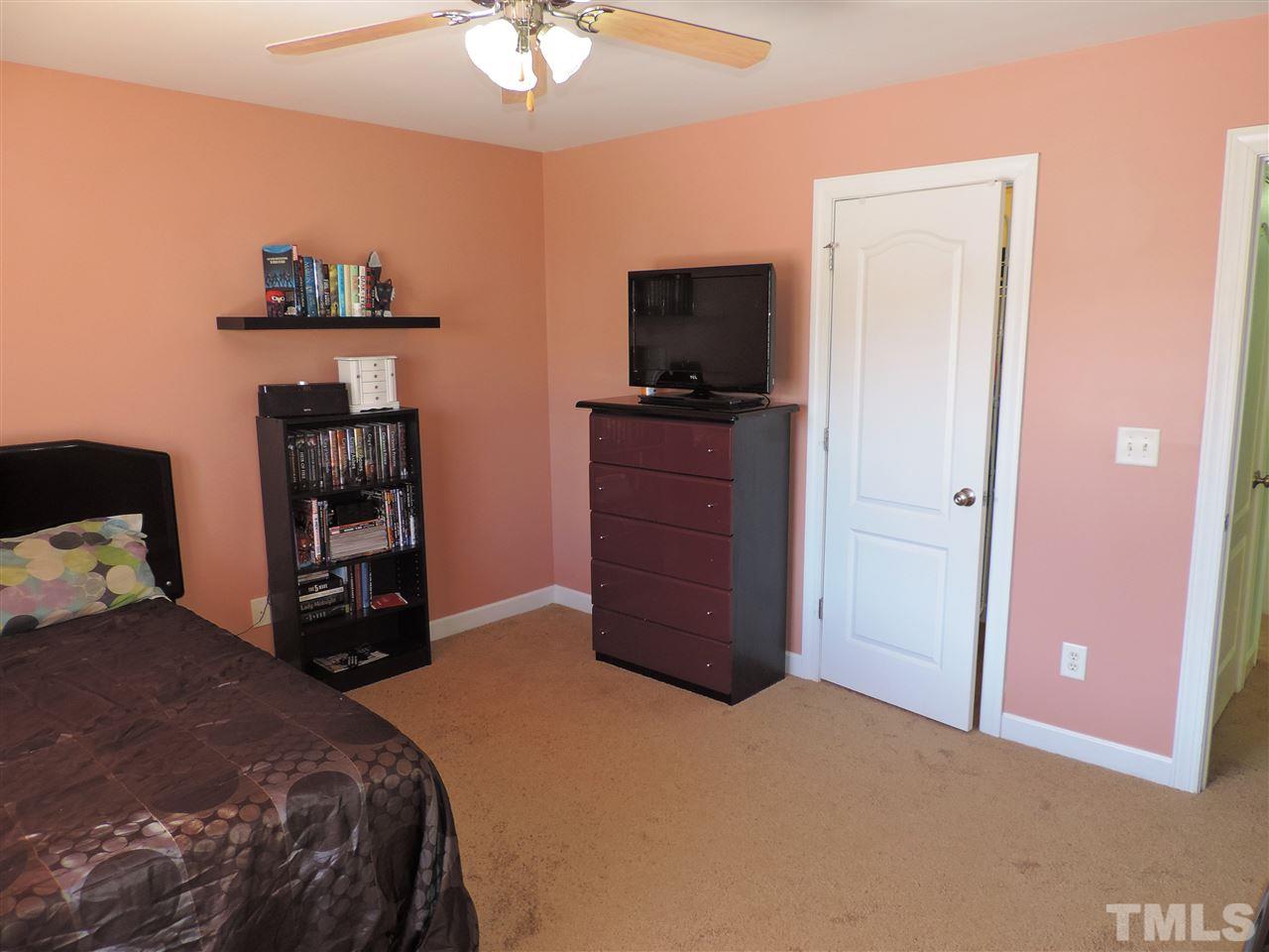 3501 Sunbright Lane Raleigh, NC 27610 - Photo 5 of 25