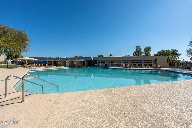 $330,000 | 4849 East Lake Point Circle, Phoenix, AZ 85044