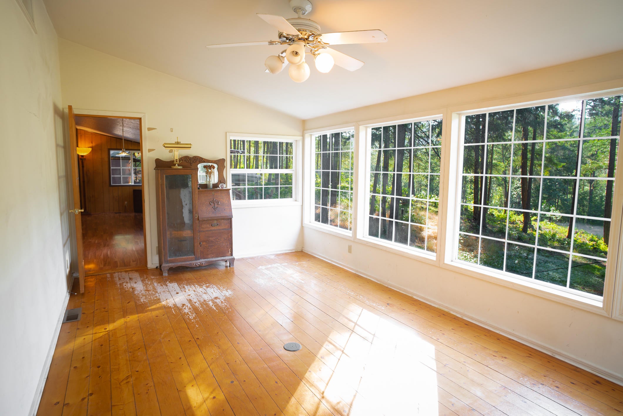 2582 Crowfoot Road Eagle Point, OR 97524 - Photo 15 of 22 DPE01560-Edit