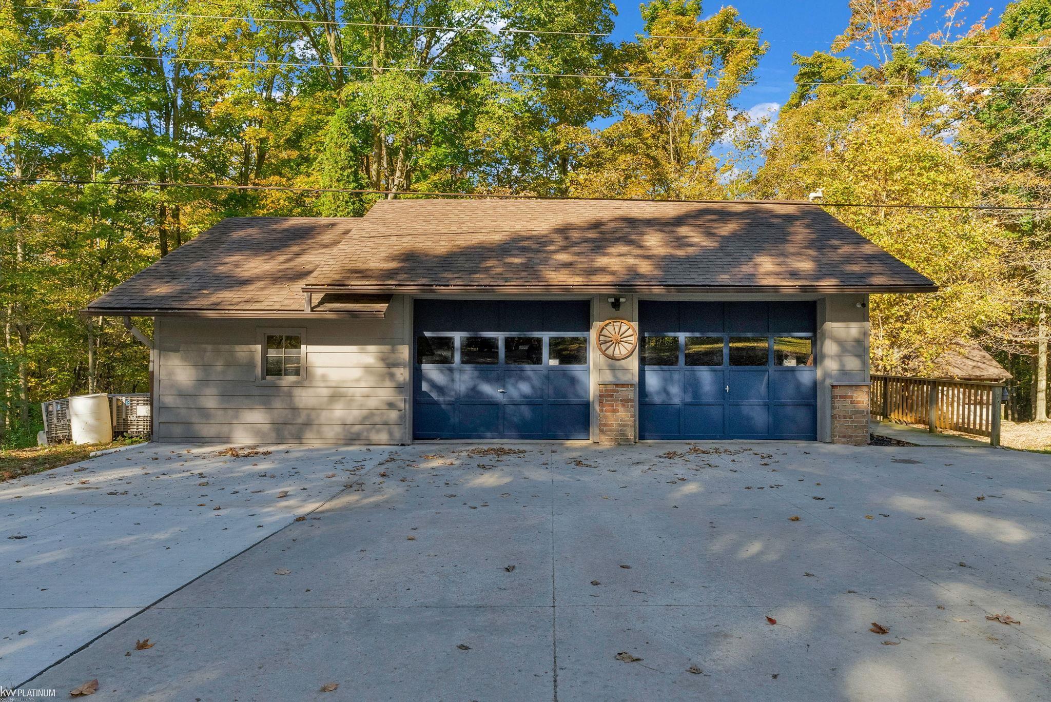 6275 Burns Line Road Croswell, MI 48422 - Photo 4 of 62 50157768-6188d5fb-be18-4353-be2c-6a35d3fcd757.JPG