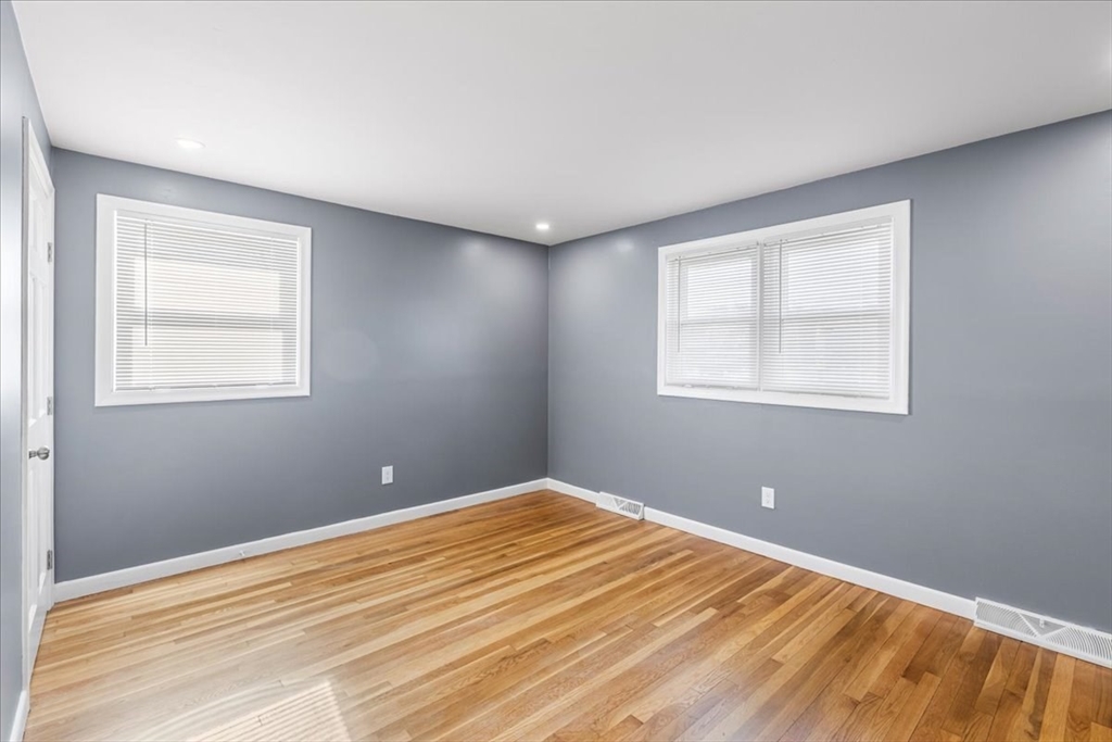 108 Reed Street Randolph, MA 02368 - Photo 7 of 40