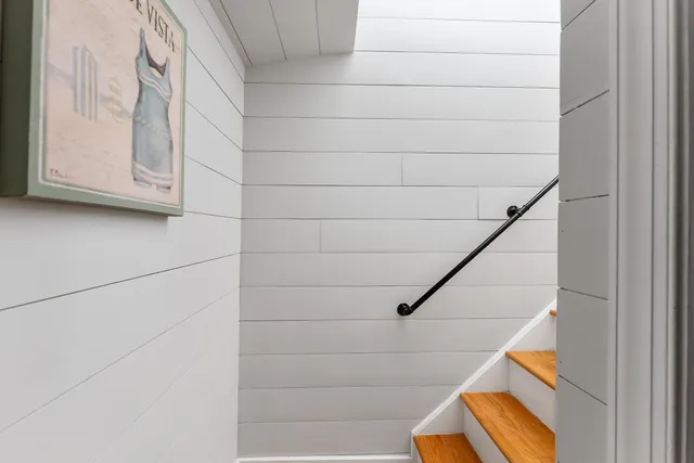 $975,000 | 5 East Delaware Parkway, Unit B, Villas, NJ 08251