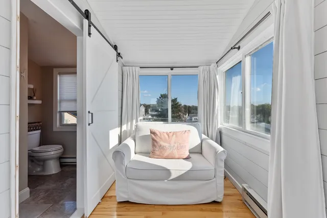 $975,000 | 5 East Delaware Parkway, Unit B, Villas, NJ 08251