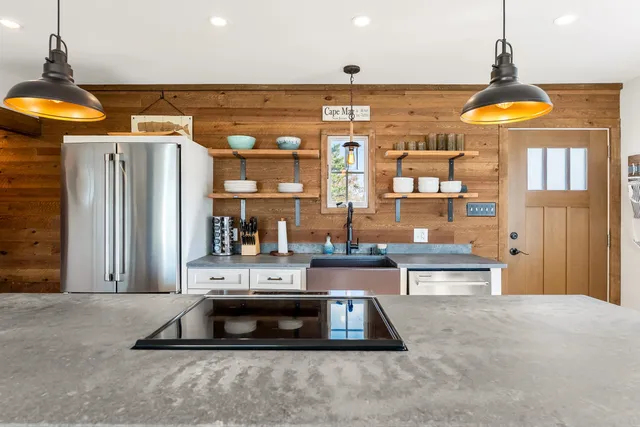 $975,000 | 5 East Delaware Parkway, Unit B, Villas, NJ 08251