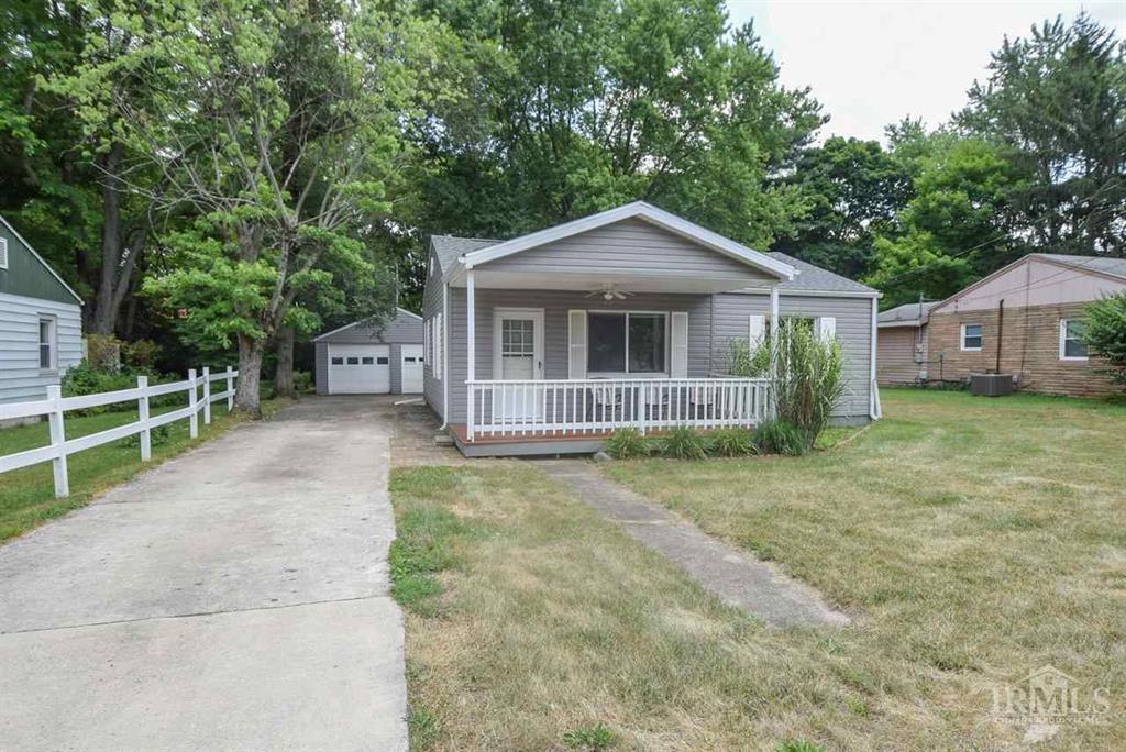 820 South Umbarger Road Muncie, IN 47304 - Photo 1 of 24 Gallery Image 1