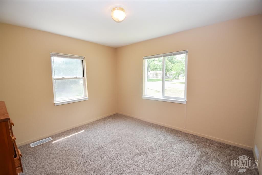 820 South Umbarger Road Muncie, IN 47304 - Photo 14 of 24 Gallery Image 14