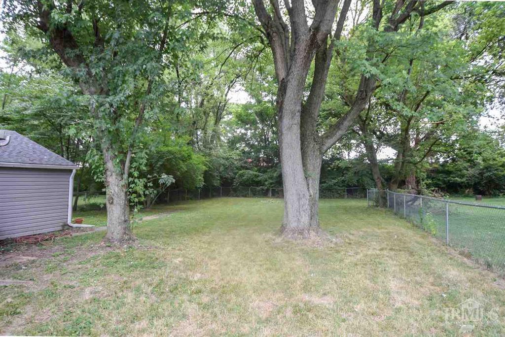 820 South Umbarger Road Muncie, IN 47304 - Photo 22 of 24 Gallery Image 22