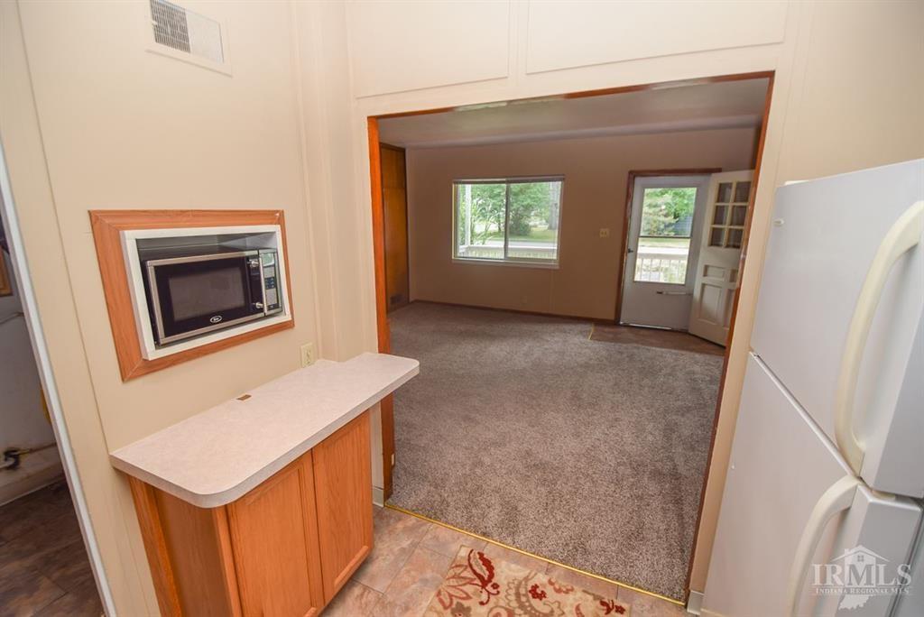 820 South Umbarger Road Muncie, IN 47304 - Photo 10 of 24 Gallery Image 10