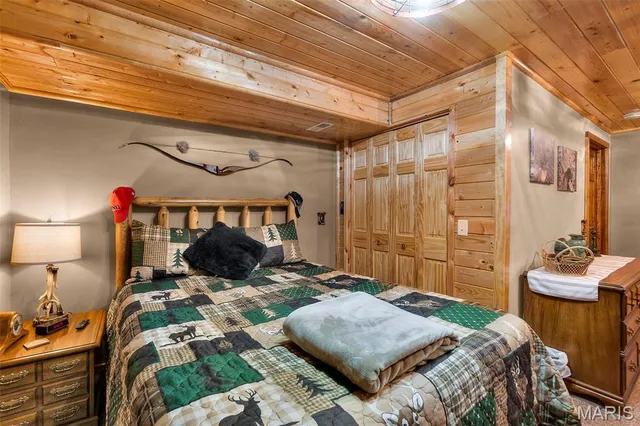 $485,000 | 24357 State Hwy OO, Marble Hill, MO 63764