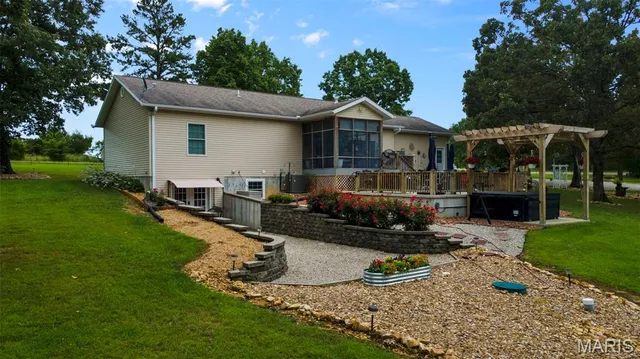 $485,000 | 24357 State Hwy OO, Marble Hill, MO 63764