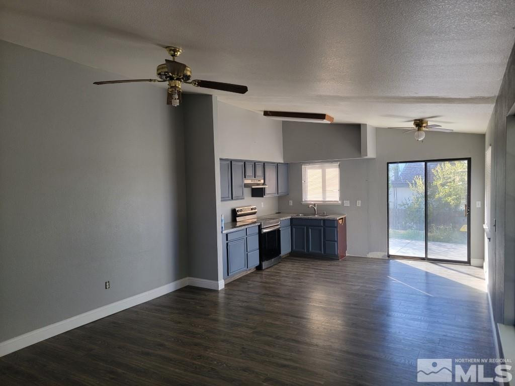 6769 Peppermint Court Reno, NV 89506 - Photo 3 of 19 Photo 3