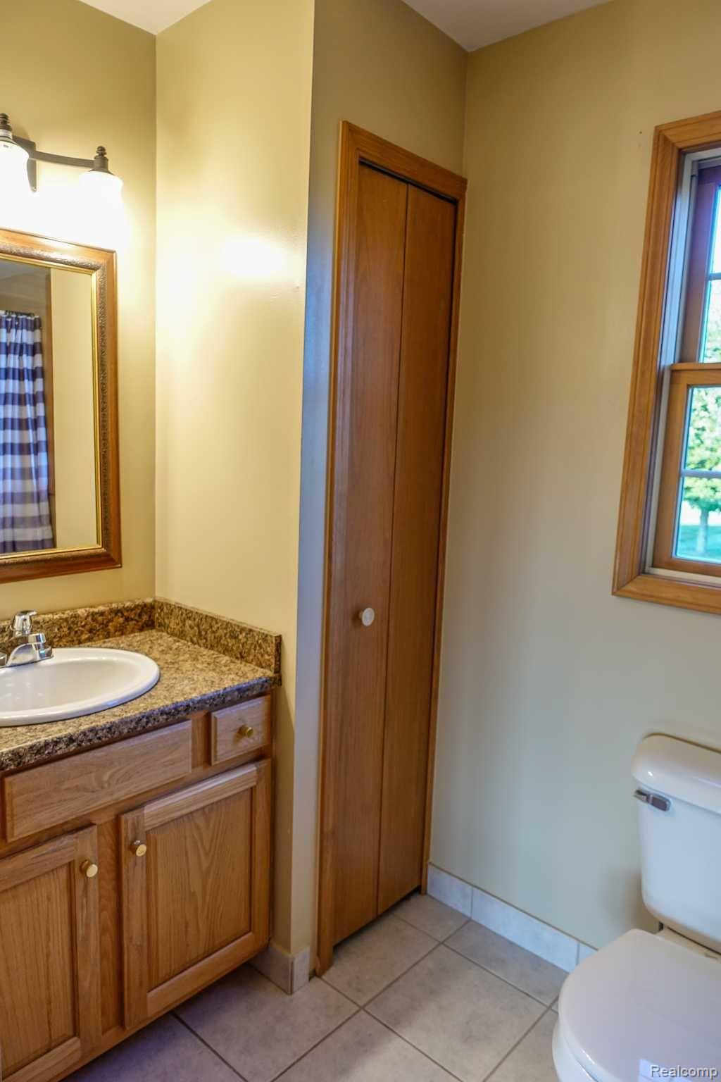 5381 Kidder Road Almont, MI 48003 - Photo 22 of 34 Gallery Image 22