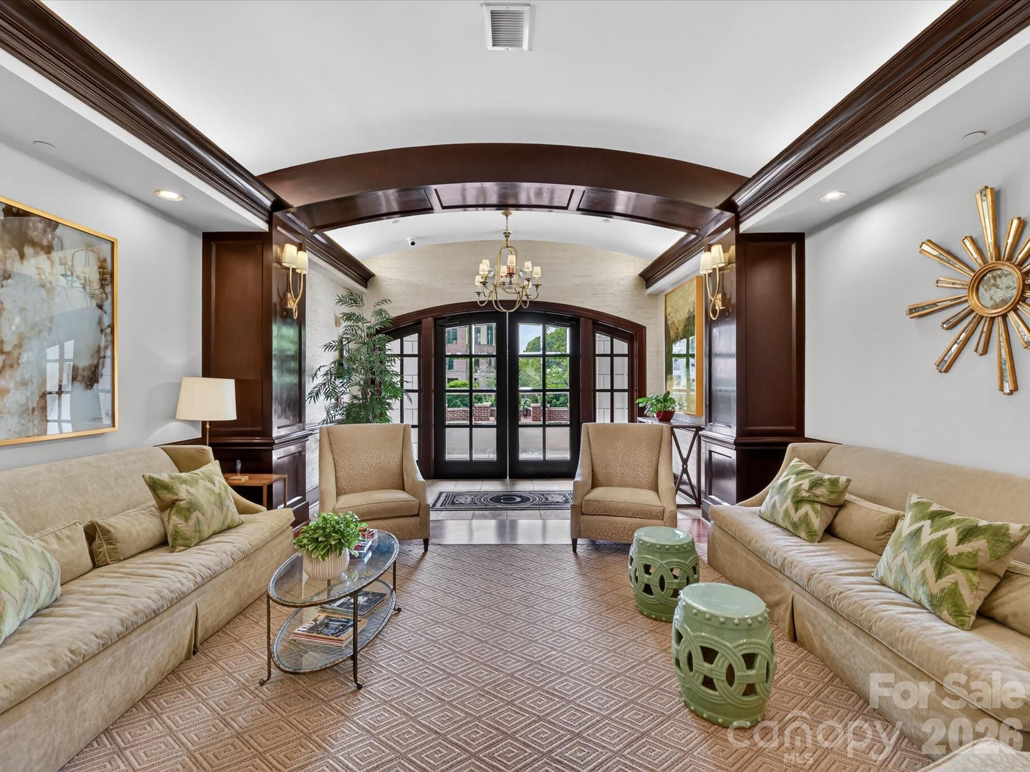 2223 Croydon Road, Unit 302 Charlotte, NC 28207 - Photo 2 of 35 Gallery Image 2