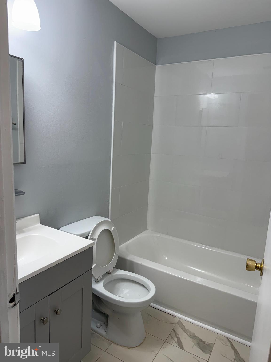 1608 Huntingdon Mews Clementon, NJ 08021 - Photo 3 of 5