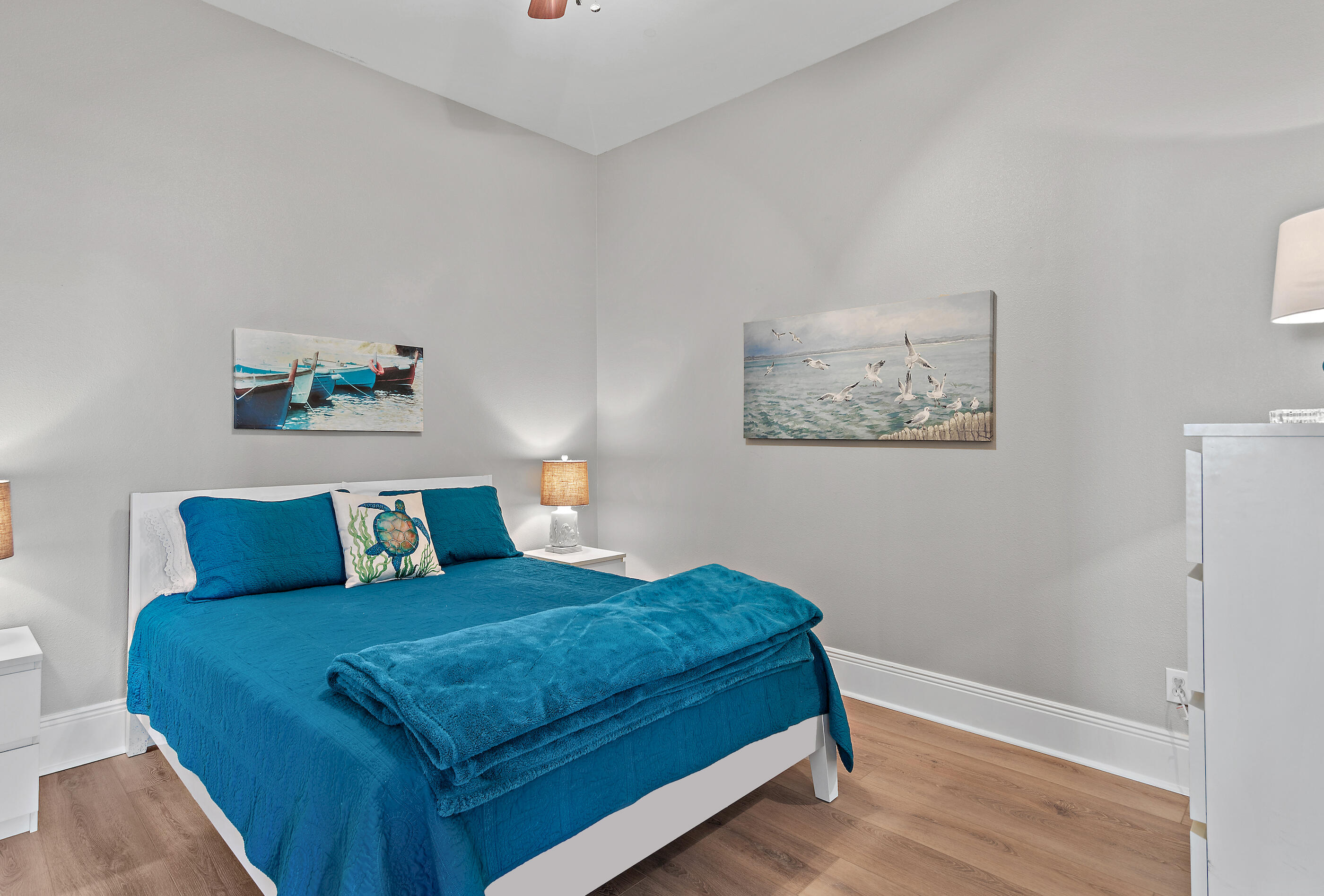 122 Shorebird Drive, Unit 814 Santa Rosa Beach, FL 32459 - Photo 18 of 25 a bedroom with a bed and a couch