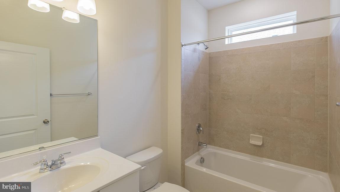 9 Walton Way Delanco, NJ 08075 - Photo 5 of 24