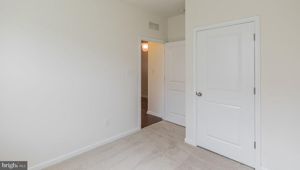 9 Walton Way Delanco, NJ 08075 - Photo 6 of 24