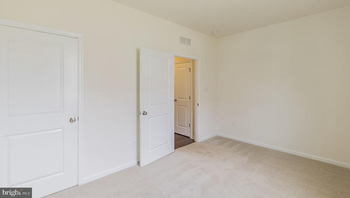 9 Walton Way Delanco, NJ 08075 - Photo 8 of 24