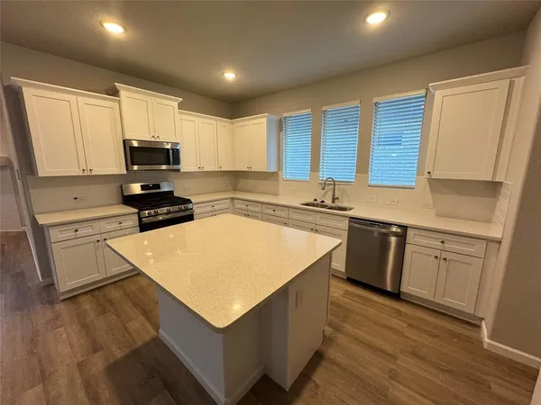 $2,800 | 4945 Carmel Valley Drive, Fort Worth, TX 76244