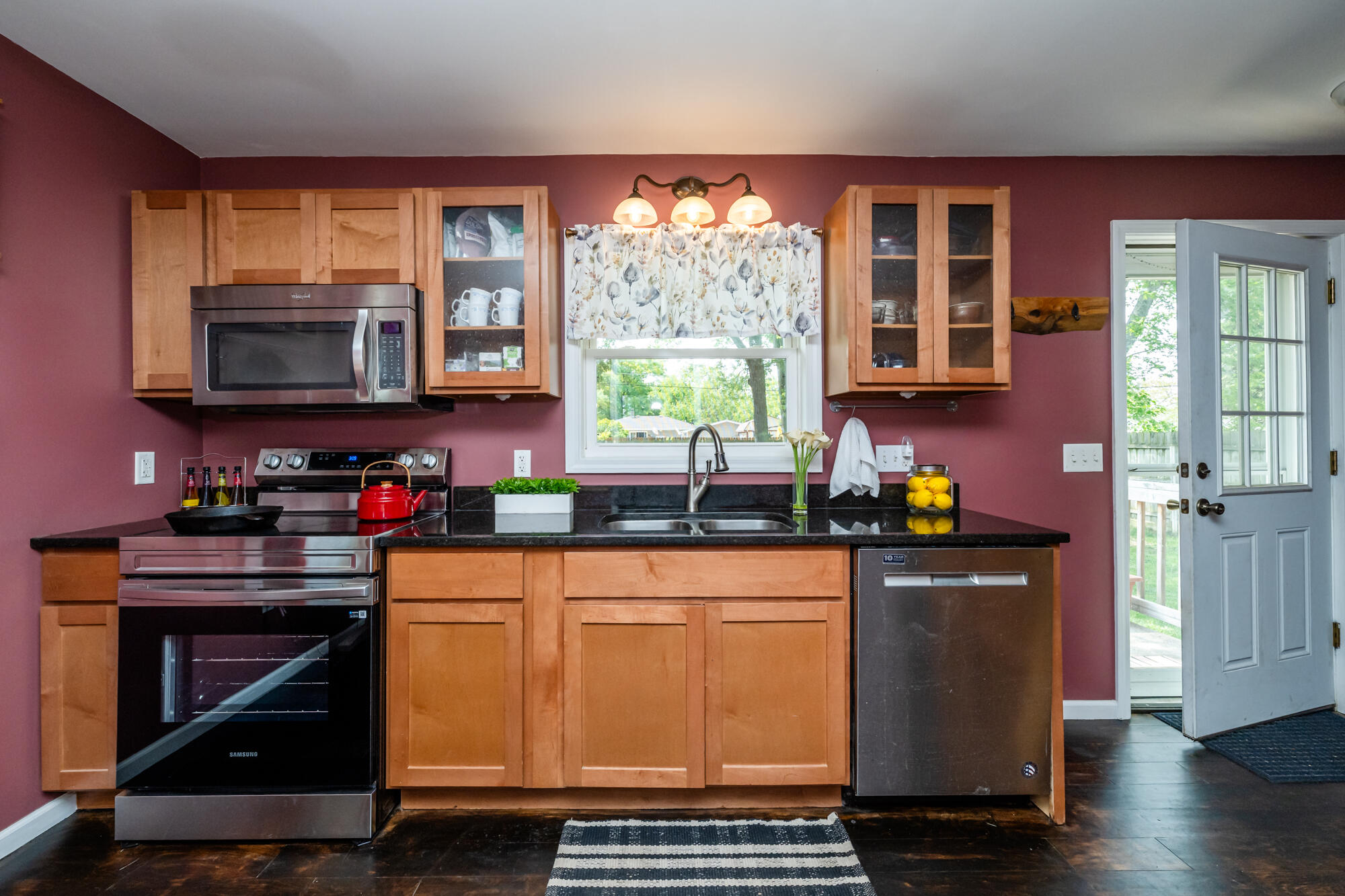2452 Stratton Road Benton Harbor, MI 49022 - Photo 9 of 28 Stratton-109
