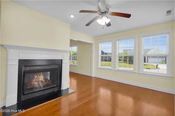 $2,325 | 201 Quincy Court, New Bern, NC 28560