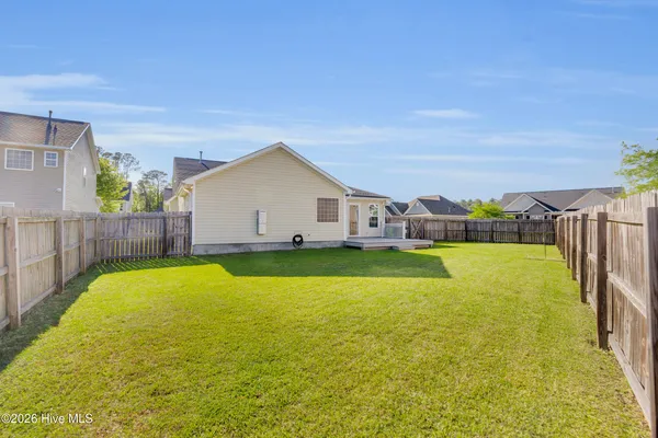 $2,325 | 201 Quincy Court, New Bern, NC 28560