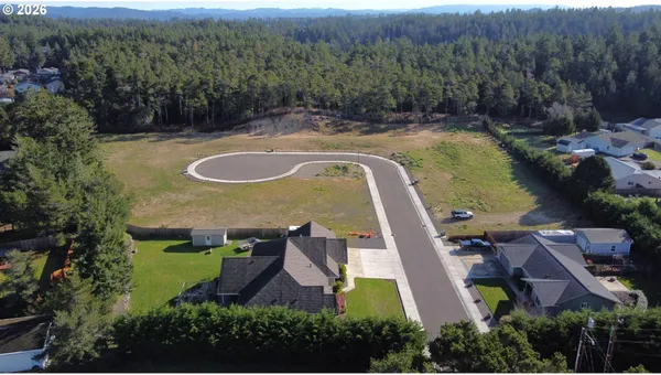 $108,000 | 1020 Park Place, Coos Bay, OR 97420