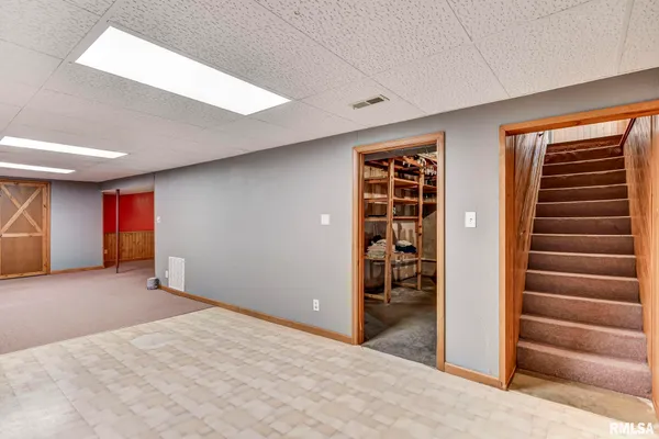 $174,900 | 624 North Pine Street, Taylorville, IL 62568