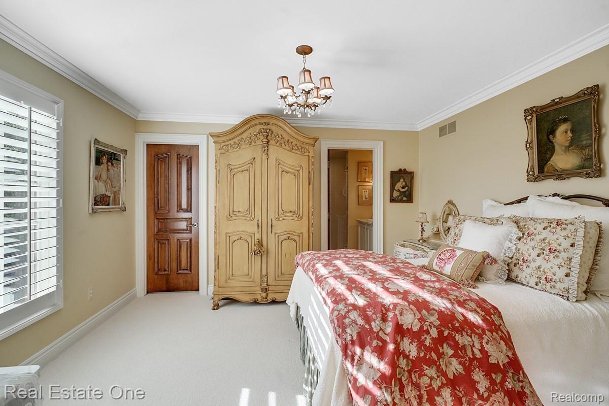 7647 Devins Ridge Clarkston, MI 48348 - Photo 55 of 62 dsc02947-dsc02949.jpg