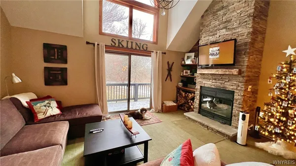 $490,000 | 118 Holiview, Ellicottville, NY 14731