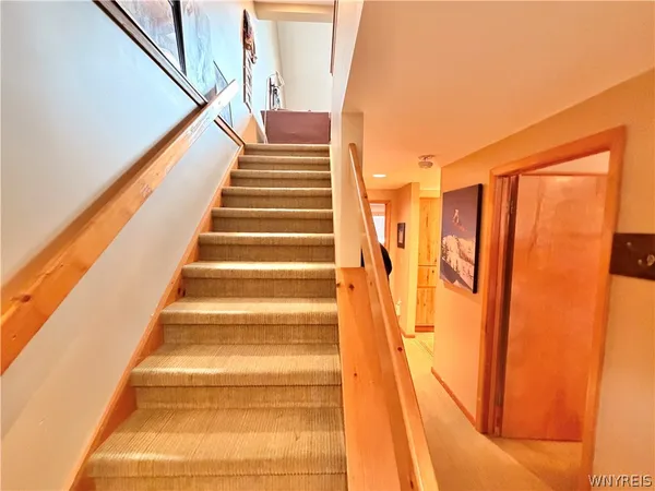 $490,000 | 118 Holiview, Ellicottville, NY 14731