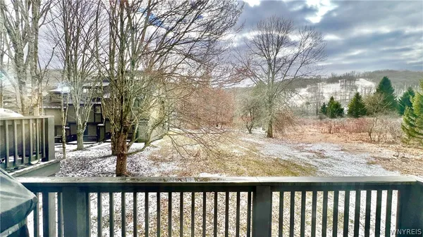 $490,000 | 118 Holiview, Ellicottville, NY 14731