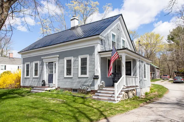 $6,950 | 33 Exeter Road, Hampton, NH 03842