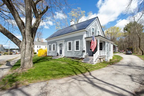 $6,950 | 33 Exeter Road, Hampton, NH 03842