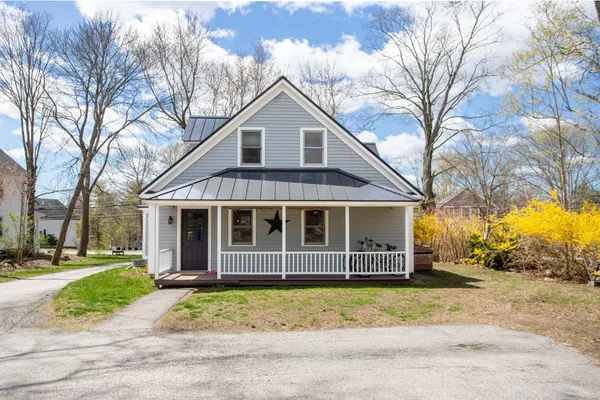 $6,950 | 33 Exeter Road, Hampton, NH 03842